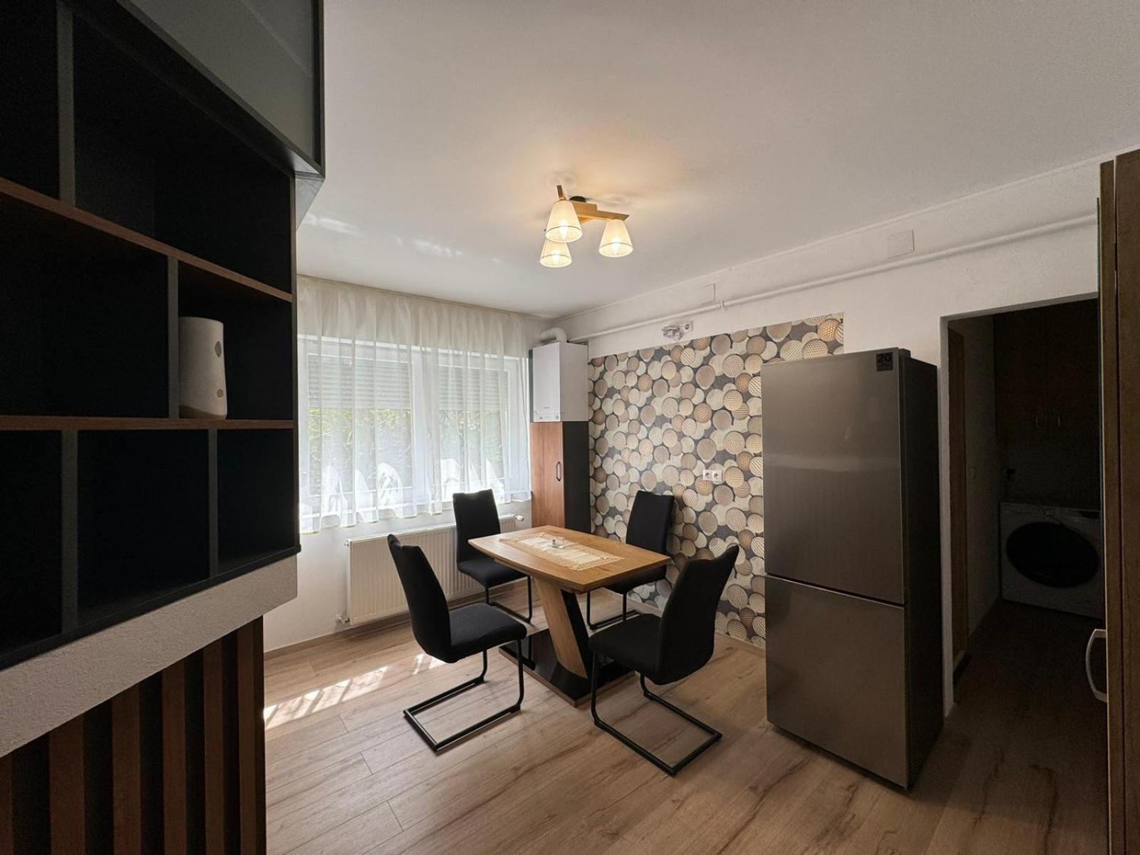 Bingo Apartman Cristuru Secuiesc Экстерьер фото